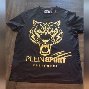High quality t-shirt